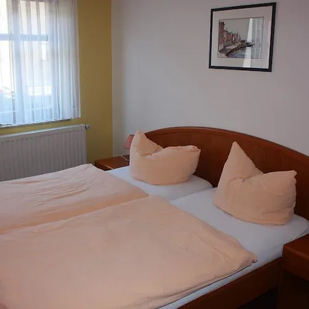 Eiscafe-pizzeria-hotel Rialto Hotel 2*