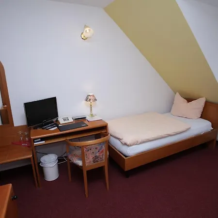 Eiscafe-pizzeria-hotel Rialto 2*