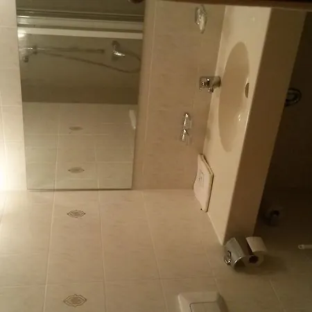 Eiscafe-pizzeria-hotel Rialto Отель 2*