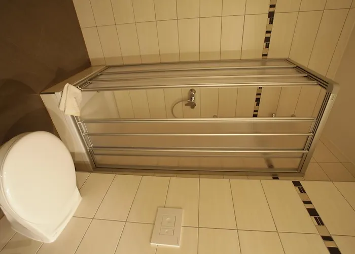 Eiscafe-pizzeria-hotel Rialto فندق