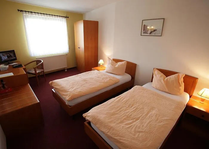 Eiscafe-pizzeria-hotel Rialto Otel Eilenburg